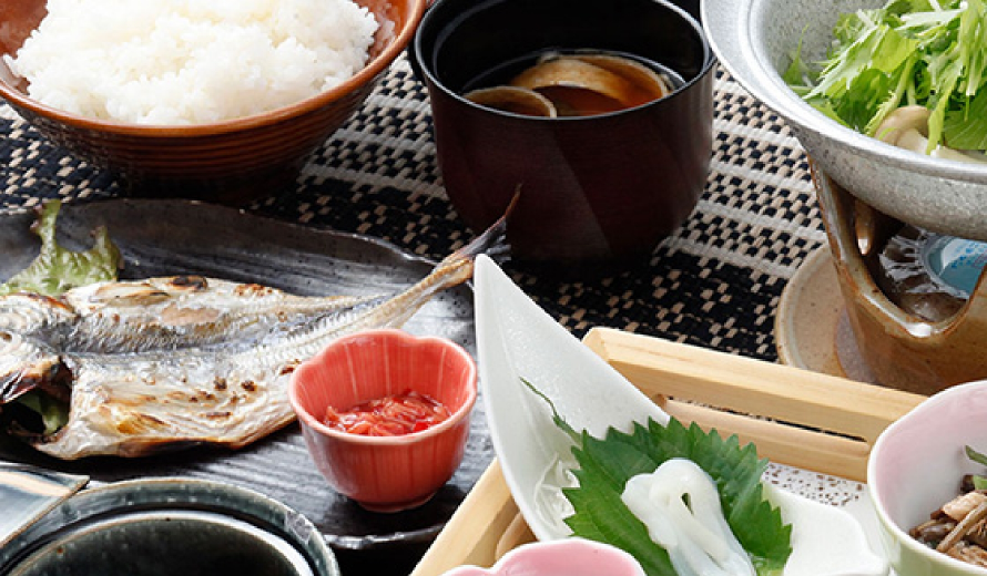 お食事｜じゃぱり館山