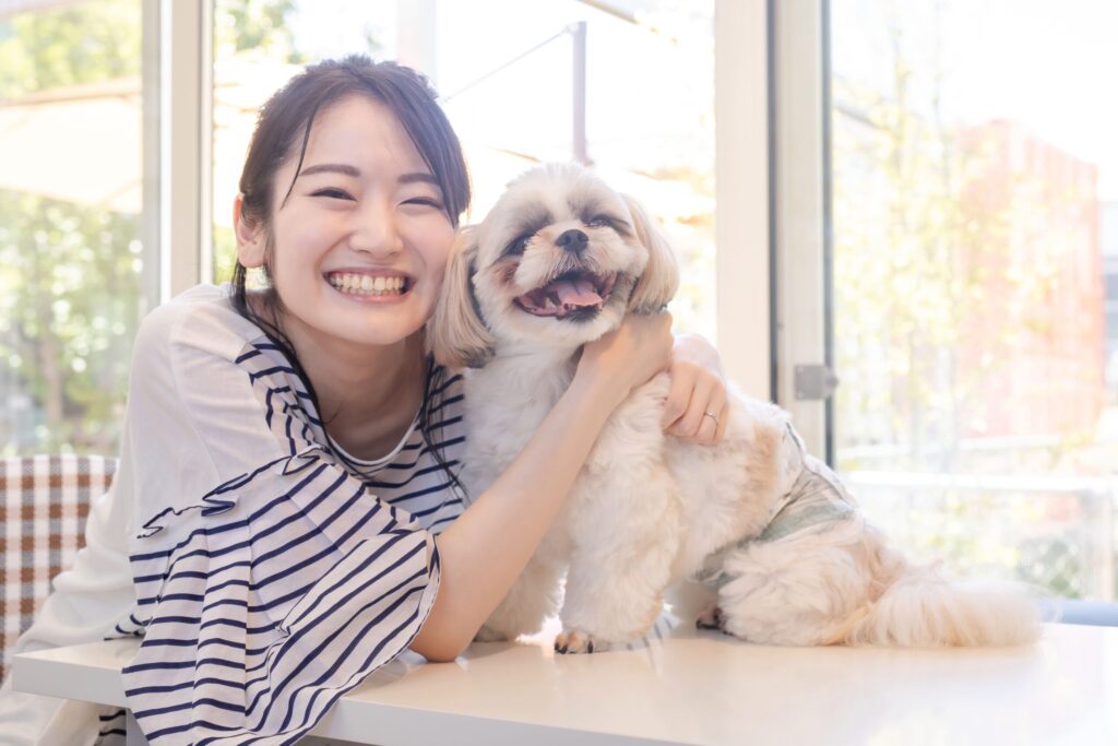 愛犬と綴る至福の物語：千葉県館山市のペットと泊まれる宿「じゃぱり館山」が提案する、真のドッグフレンドリーな休日